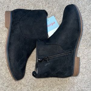 Girls Black Booties - Sz 11